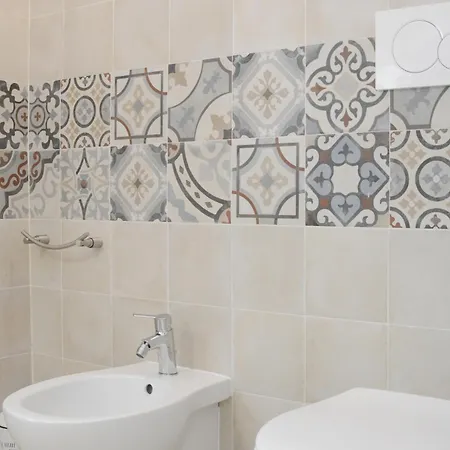 Scaglione Palace بيت ضيافة *